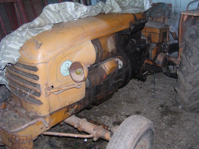 (A vendre) Tracteurs divers 18rn8g