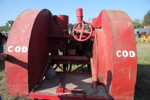 C.O.D. tractor & Co 22q5d0