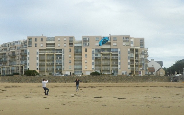 Vers l'estuaire de la Loire (Pornichet/LaBaule, St Brévin...) au fil du temps... - Page 13 24sy7q