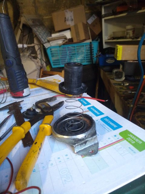 tentative de transformation de pompe de lave-glace 03ri0u