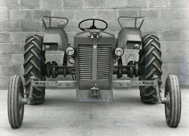 MASSEY-FERGUSON en documentations - Page 7 26i5tx