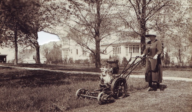 Bolens Antique Garden Tractor (motoculteurs) 29yd2h