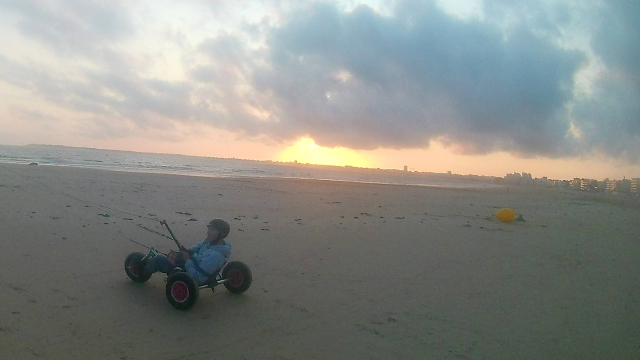 Vers l'estuaire de la Loire (Pornichet/LaBaule, St Brévin...) au fil du temps... - Page 20 17vy0nz7