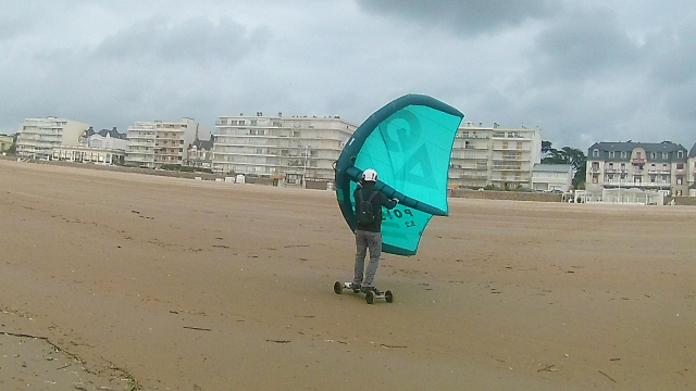 Vers l'estuaire de la Loire (Pornichet/LaBaule, St Brévin...) au fil du temps... - Page 22 2309z0kt