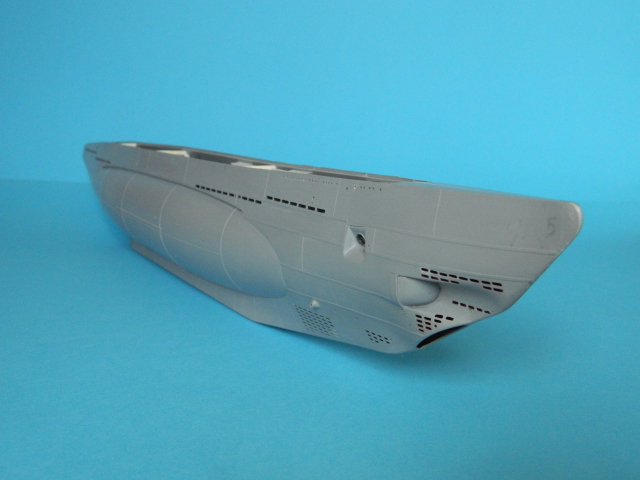 CV 707 VESIKKO. Spécial Navy 1/72. Ca avance. 130x4ibb