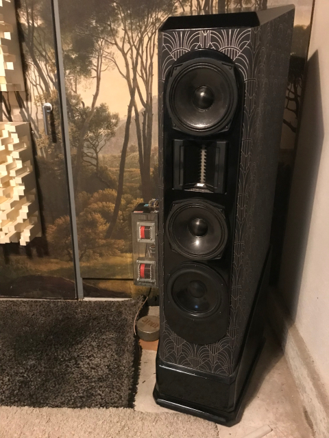 [Image: 17h02a6u.jpg]